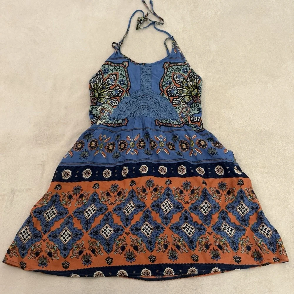 Roxy Crochet Halter Mini‎ Dress Size XS Blue Multi Beachy Boho Summer Pockets